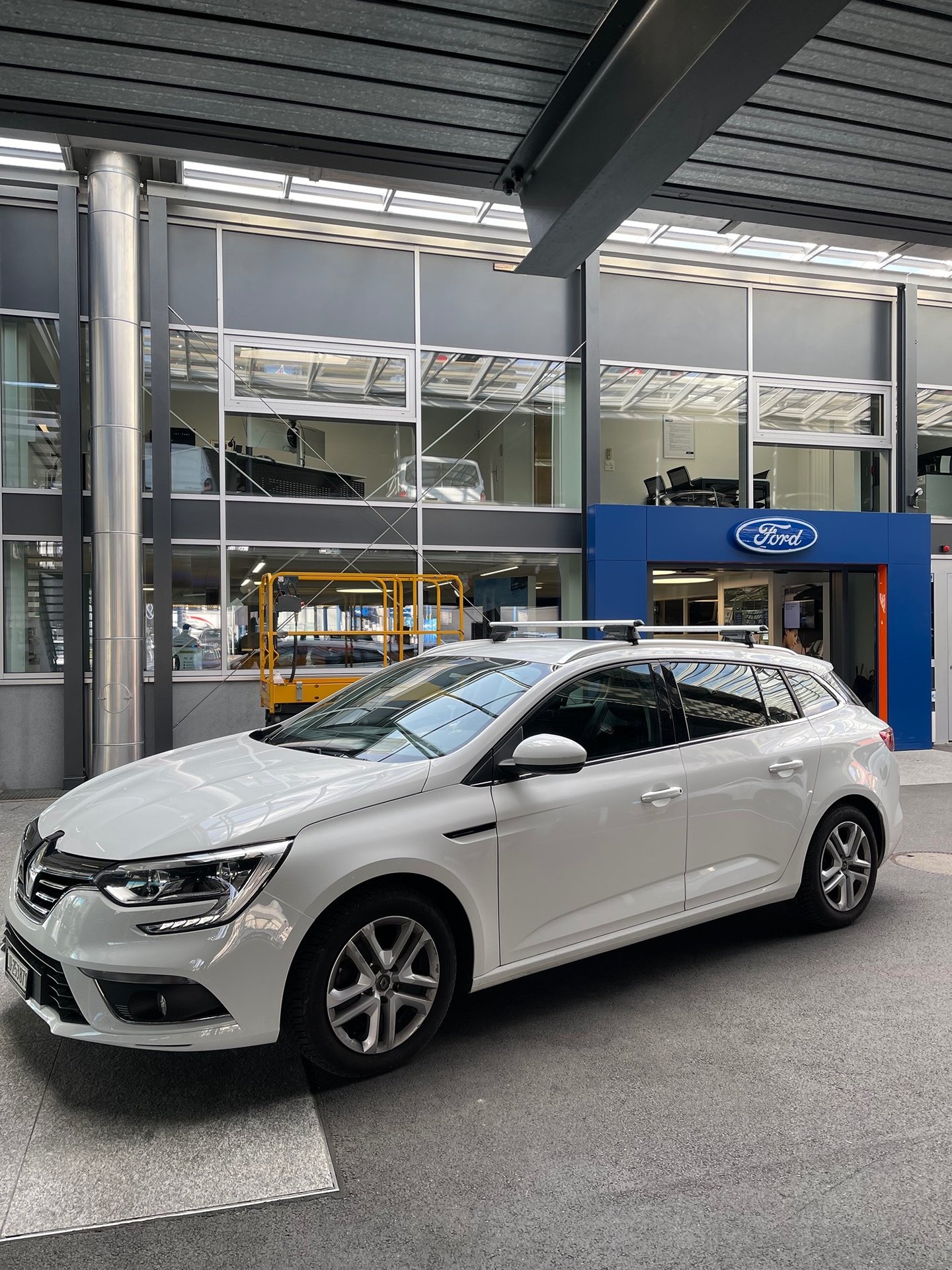 RENAULT Megane