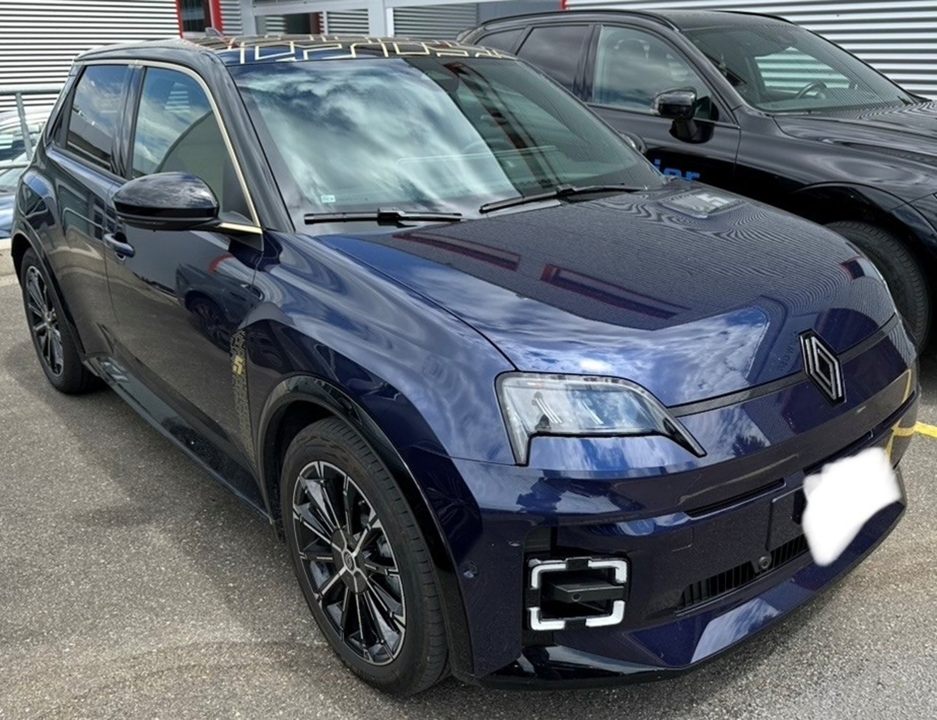 RENAULT R5 Comfort Range Iconic