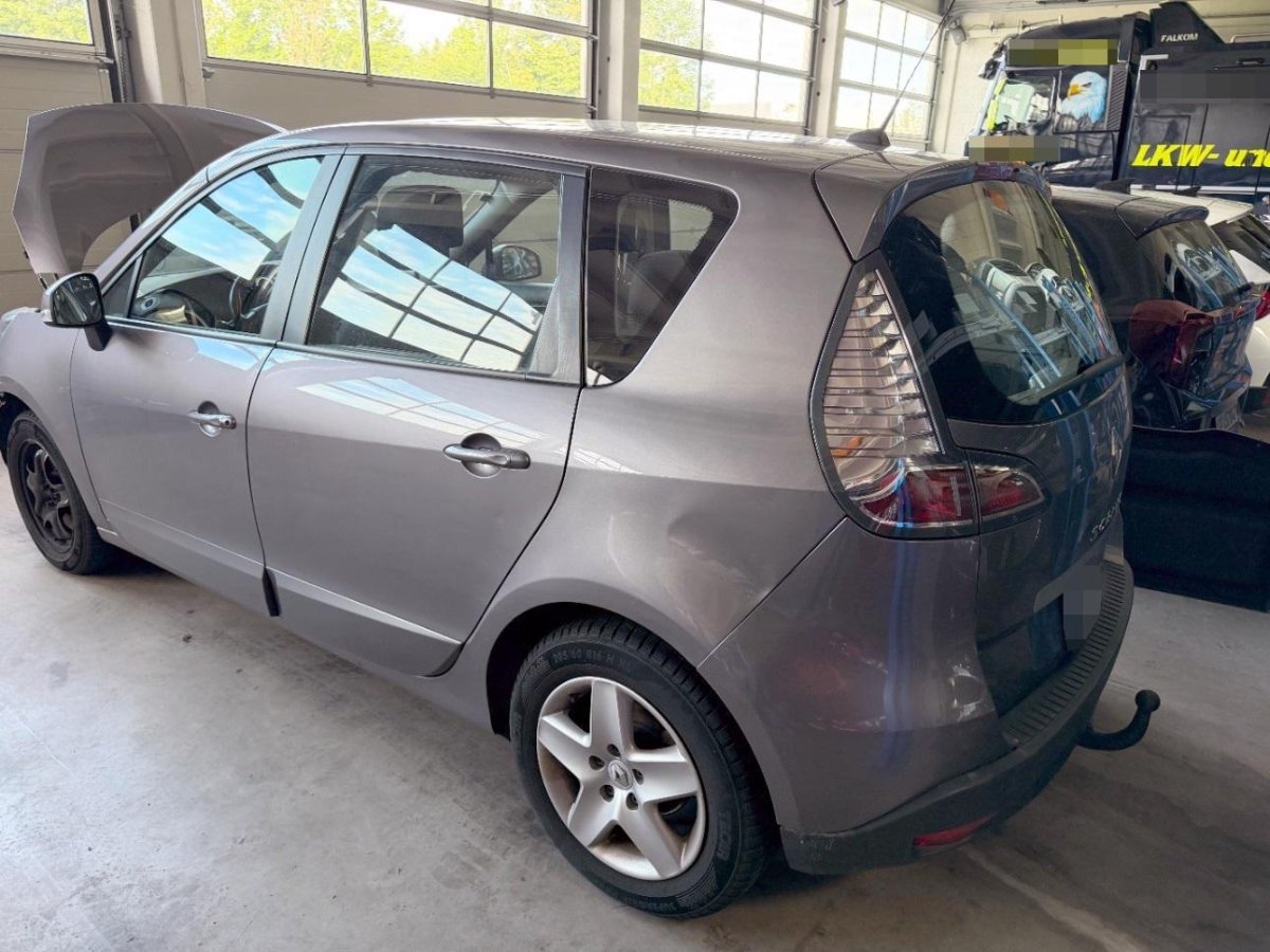 RENAULT  Scenic  1.2, 132 HP