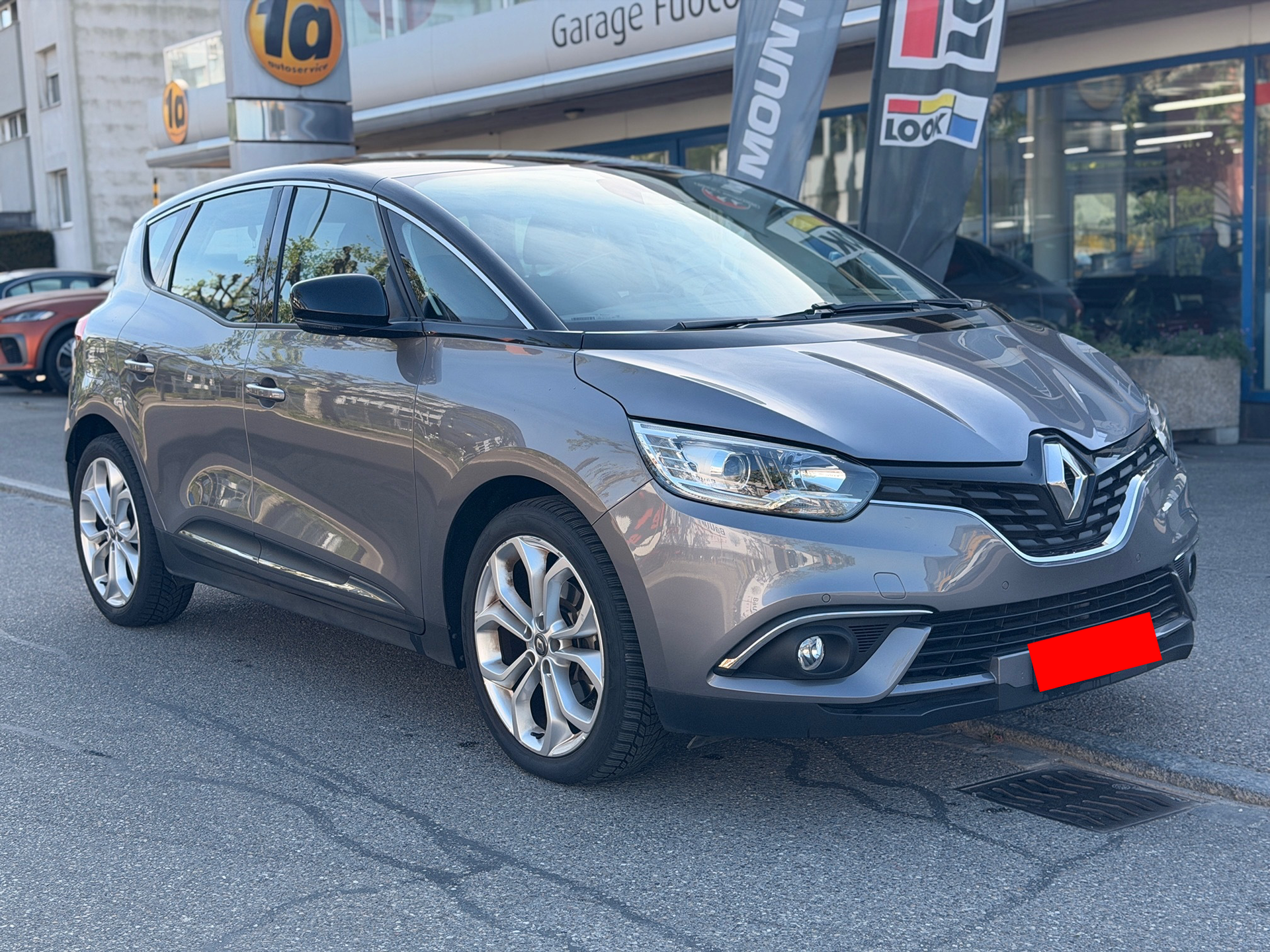 RENAULT Scenic