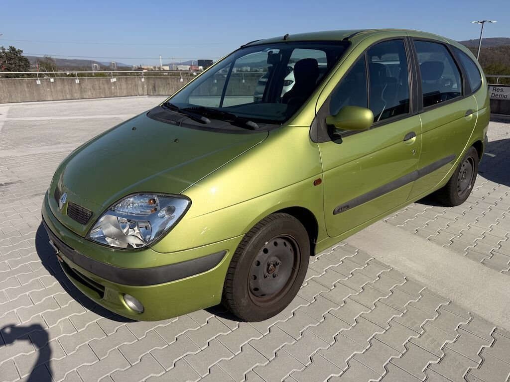 Renault Scénic 2.0 16V Champs-Elysées Com.