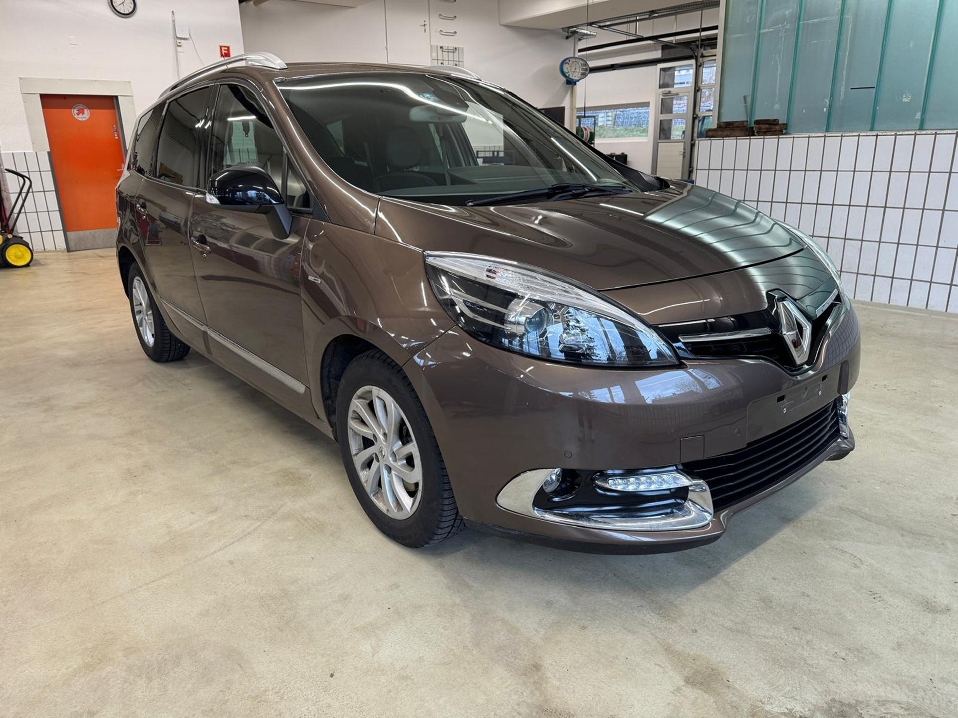 RENAULT Scenic dCi110 EDC