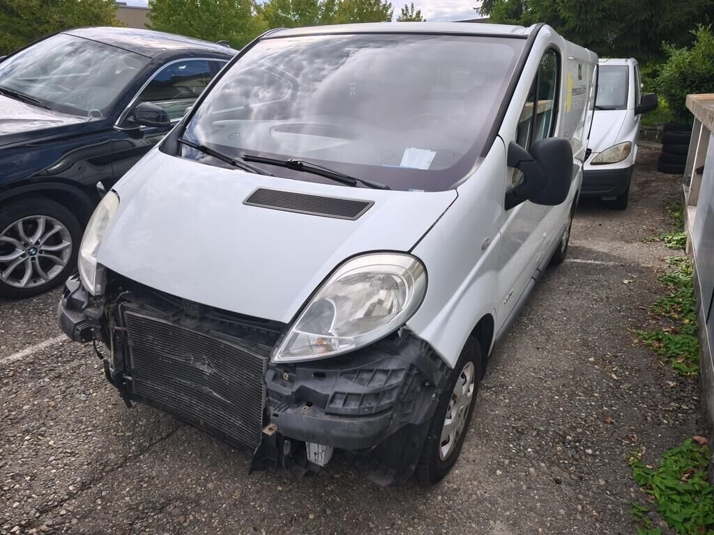 RENAULT Trafic 2.0 dCi 115 2.9t L1H1