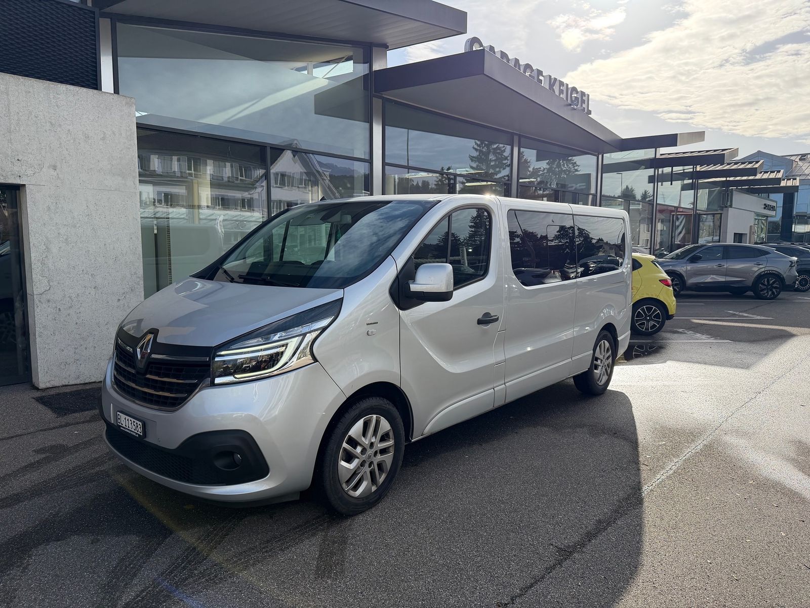 RENAULT Trafic dCi170