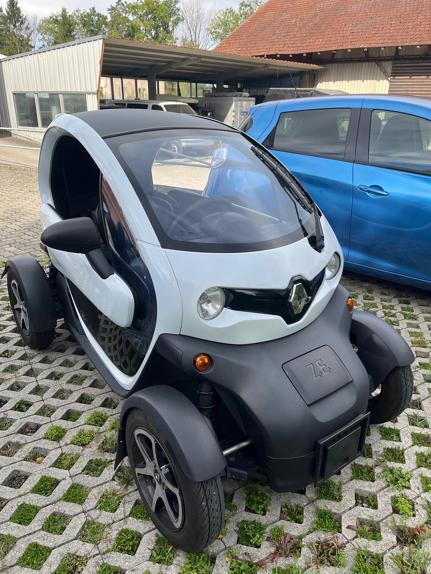 RENAULT Twizy