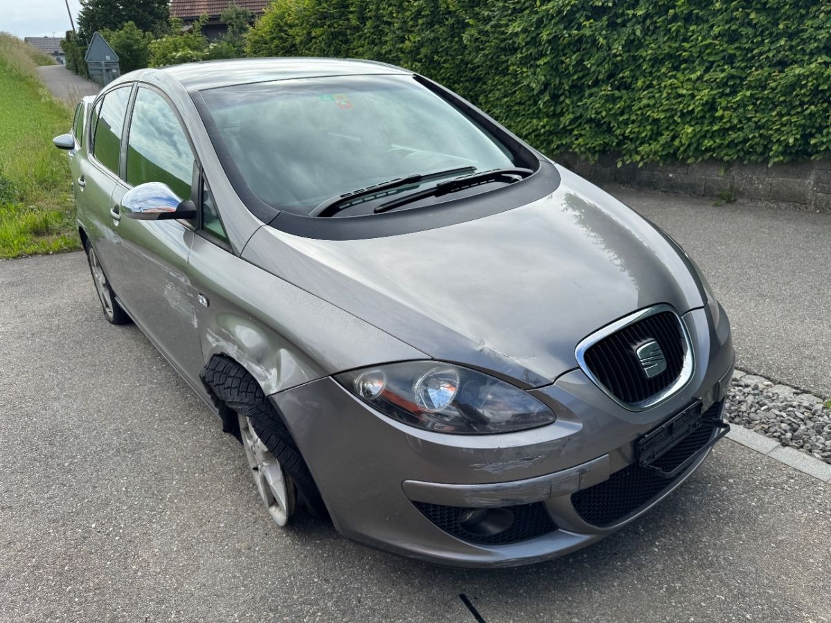 SEAT 2.0 FSI Stylance, 150 HP