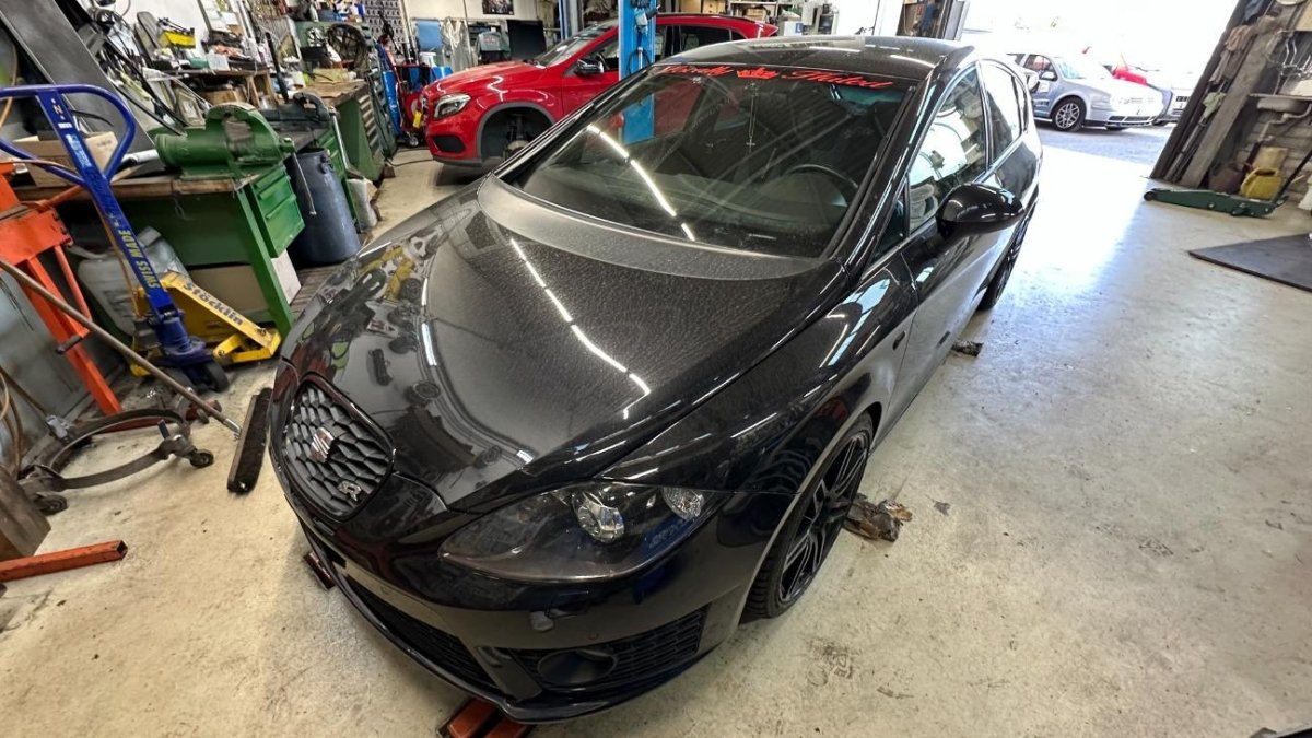 Seat Leon Cupra R, 310 HP