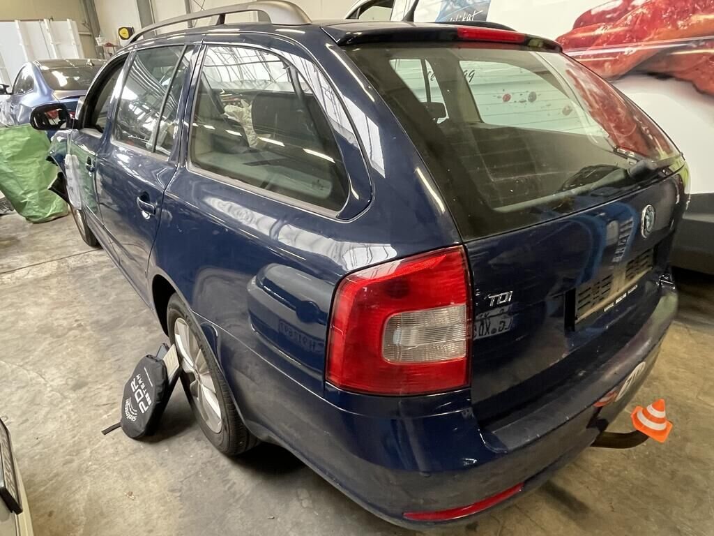 SKODA Octavia Combi 1.6 TDI Active DSG