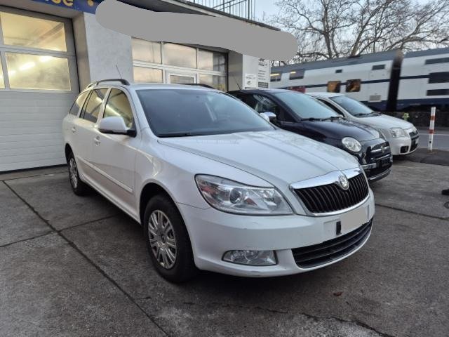 Skoda Octavia Combi (1Z5)(11.2008->) Ambiente 4X4