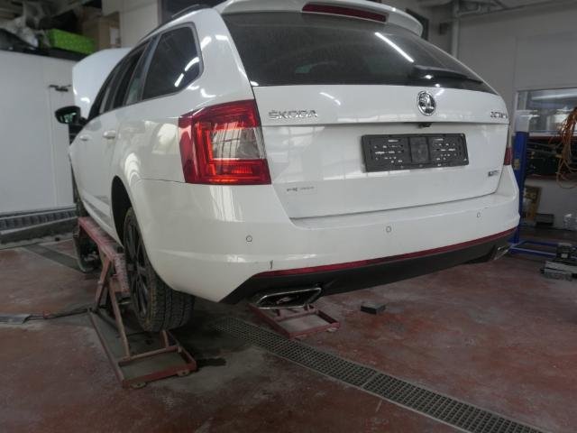 Skoda Octavia Combi 2.0 TDI 184 RS DSG