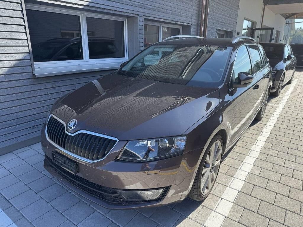 Skoda Octavia Combi 2.0 TDI DSG