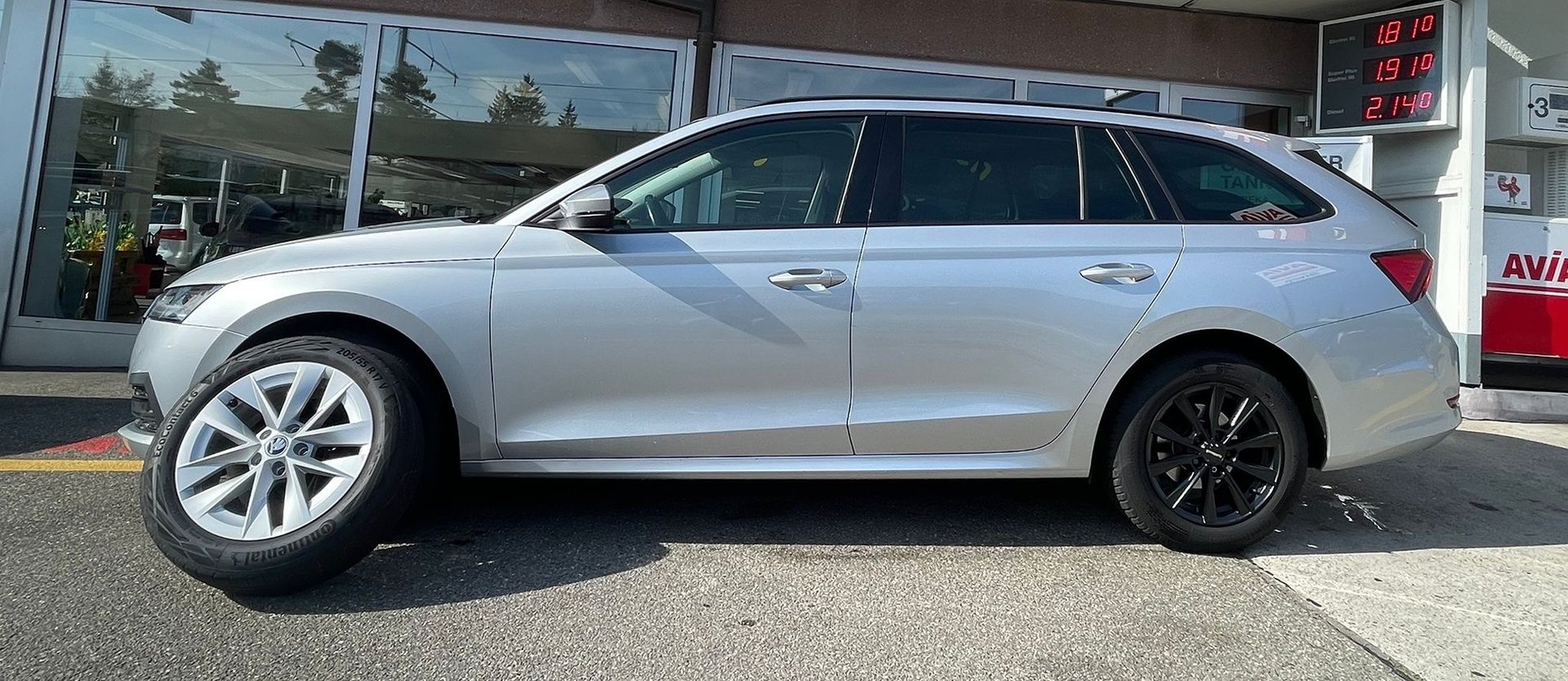 SKODA Octavia Combi 2.0 TDI DSG Ambition ab MFK 02.04.2026