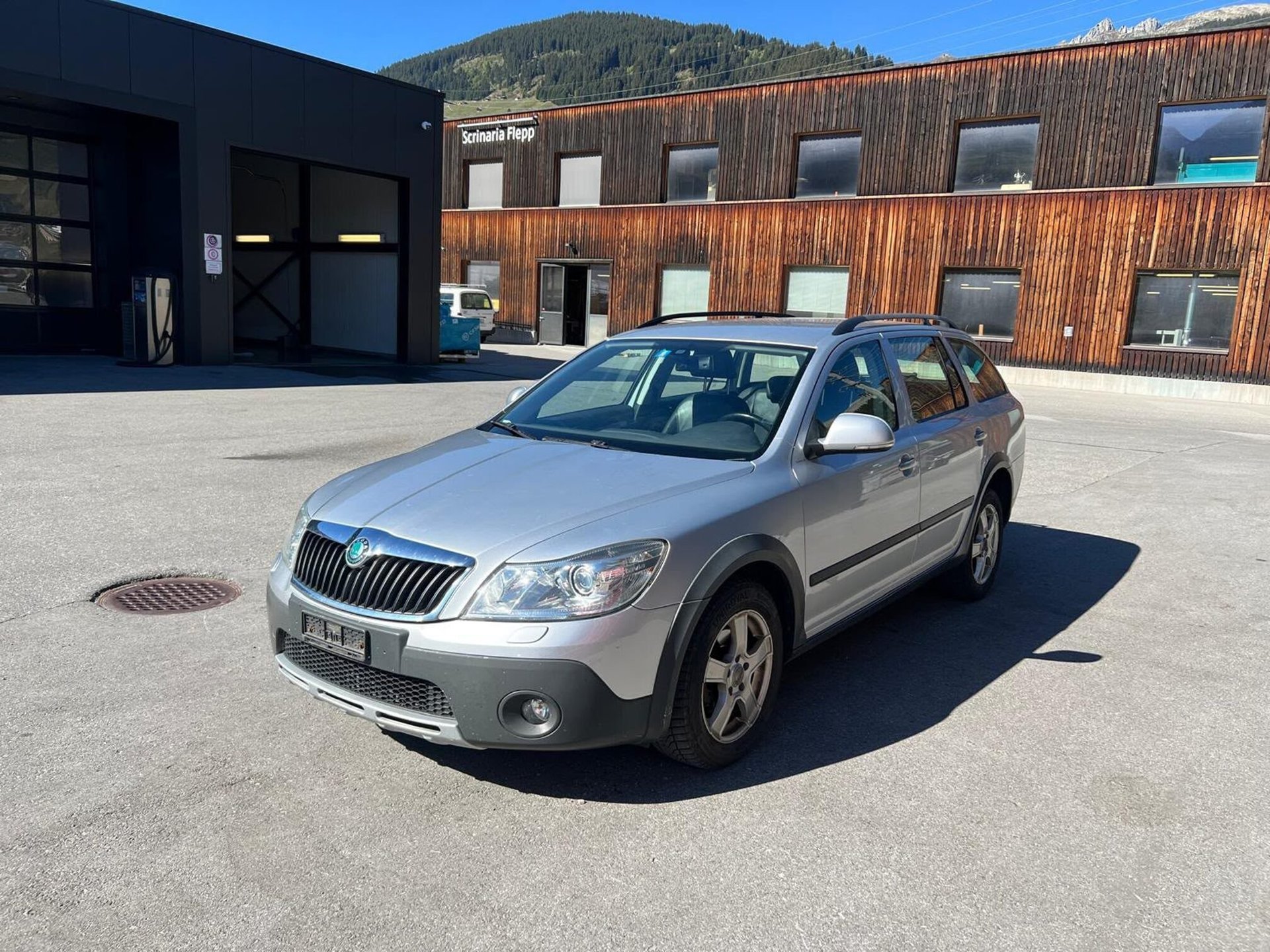 SKODA Octavia Scout TDI