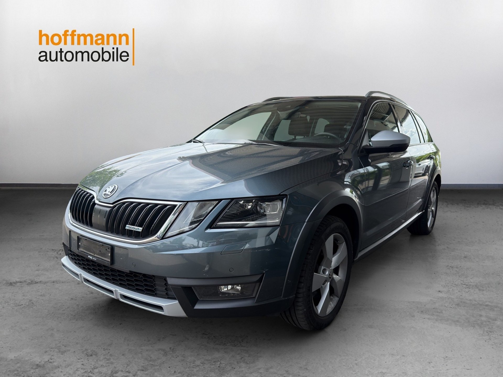 SKODA Octavia Scout2.0D