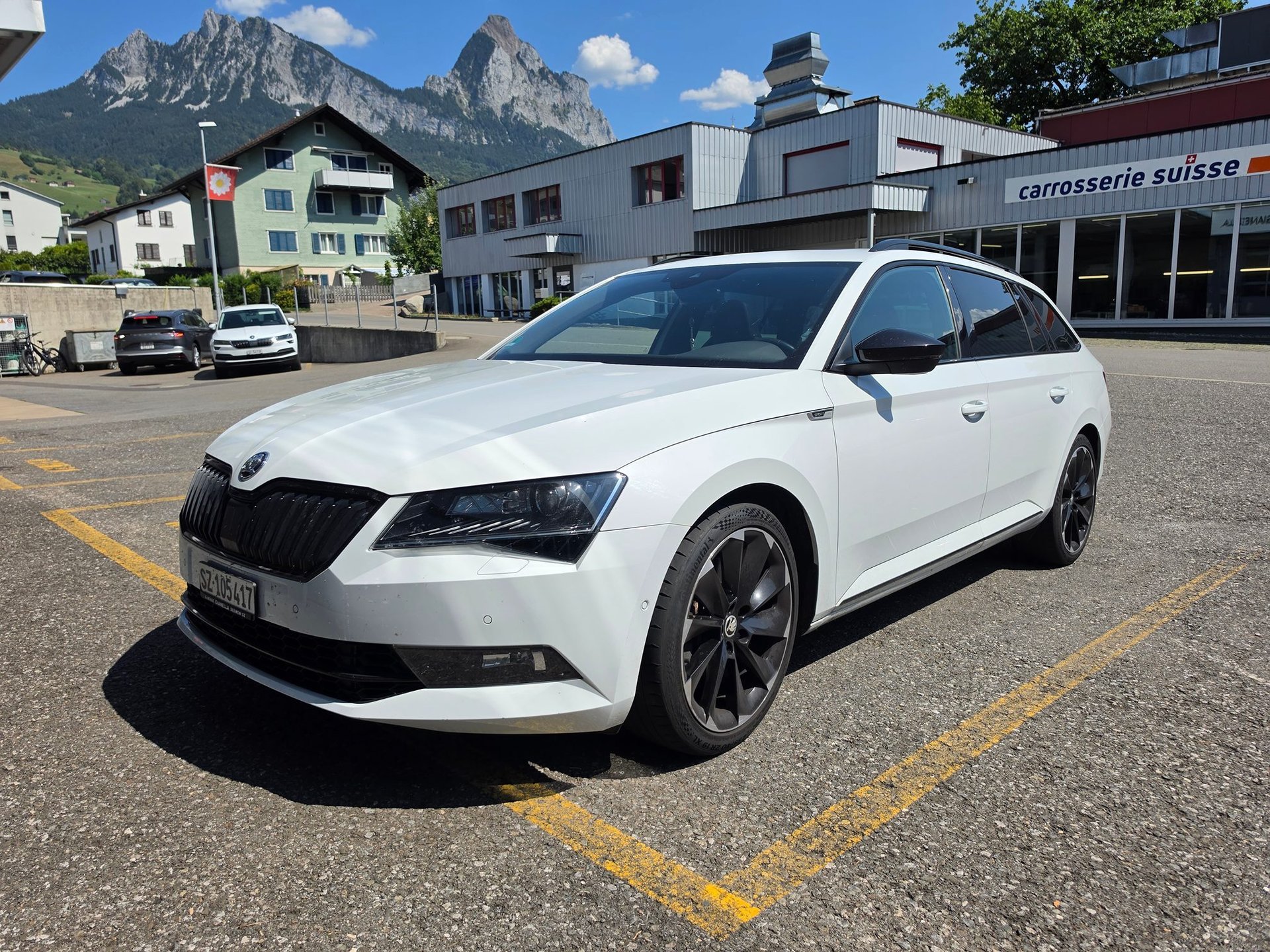 SKODA Superb 2.0TSI 4X4 Sportline+