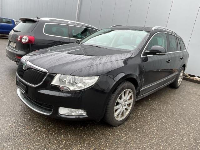 Skoda Superb Combi 2.0 TDI 170 Elegance 4x4