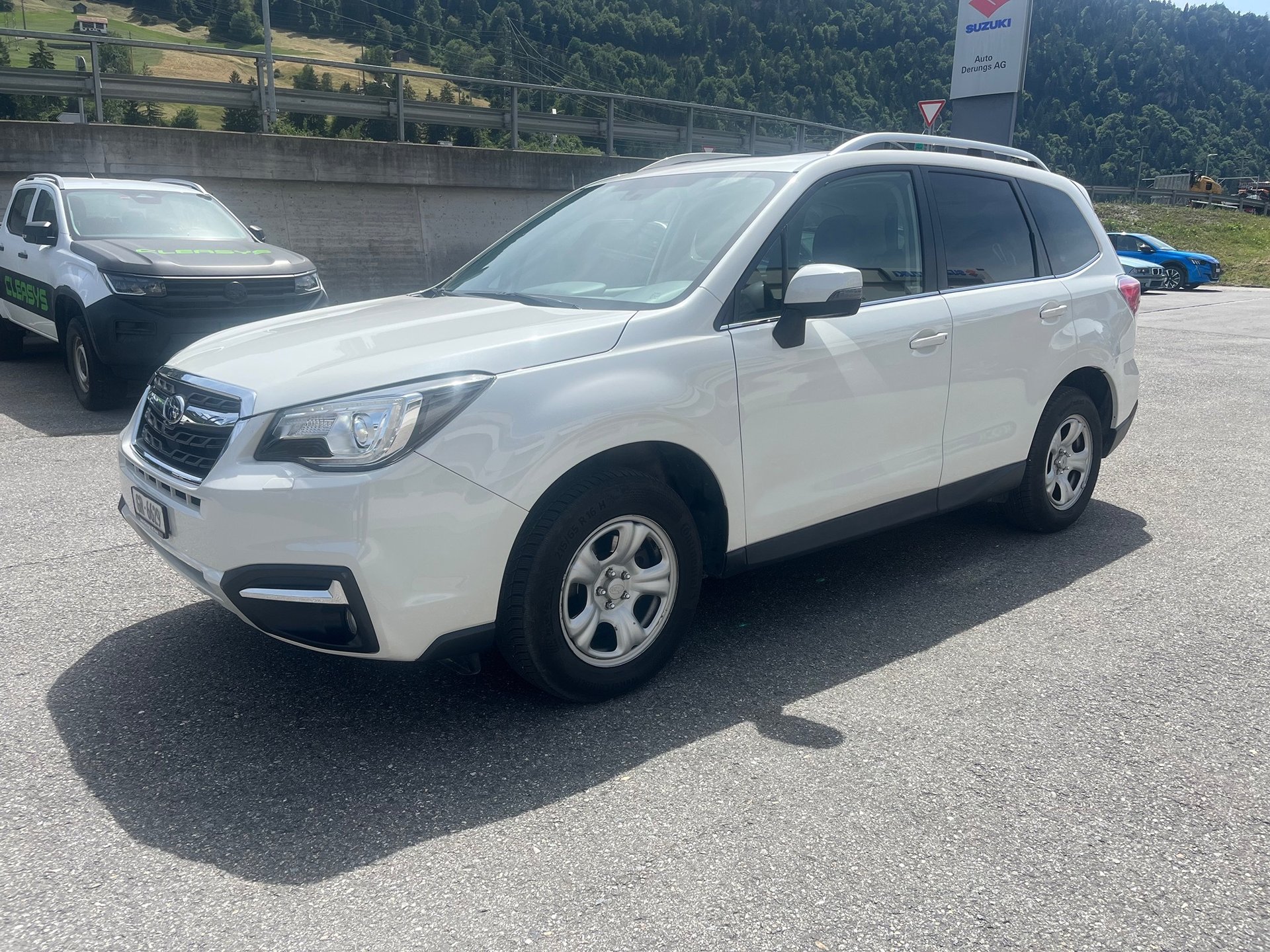SUBARU Forester 2.0i AWD
