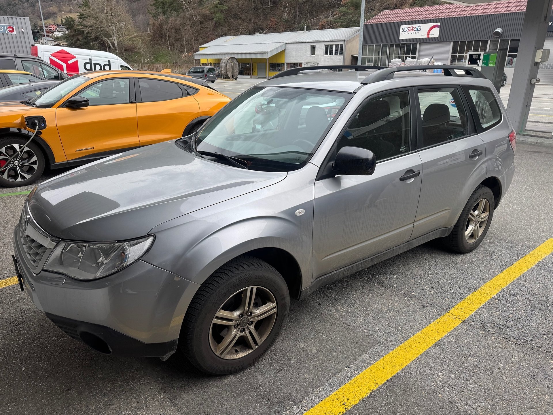 SUBARU Forester2.0X AWD