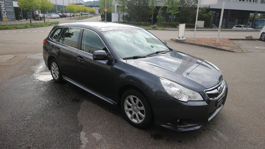 SUBARU LEGACY 2.0i AWD