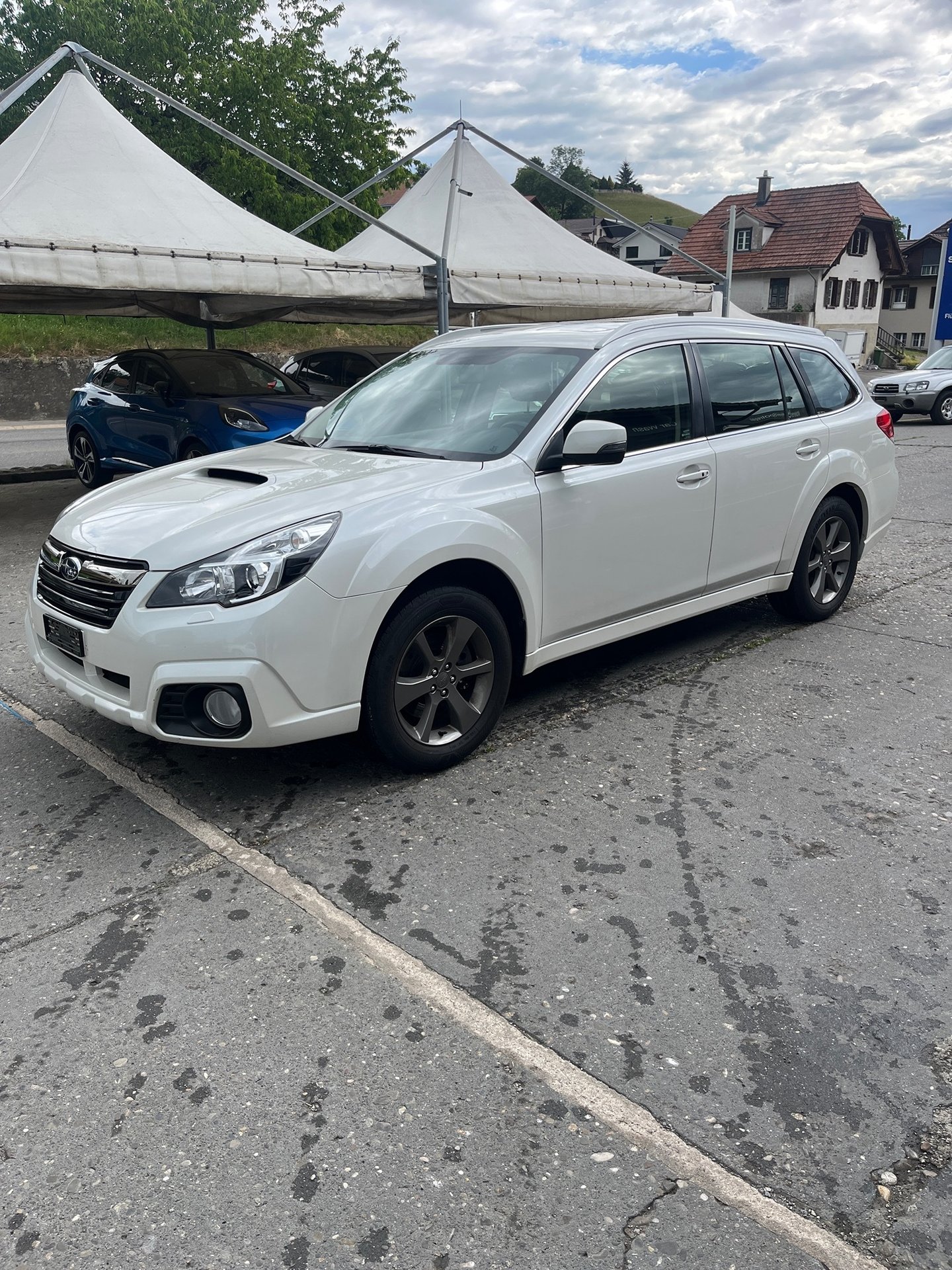 SUBARU Legacy Outback