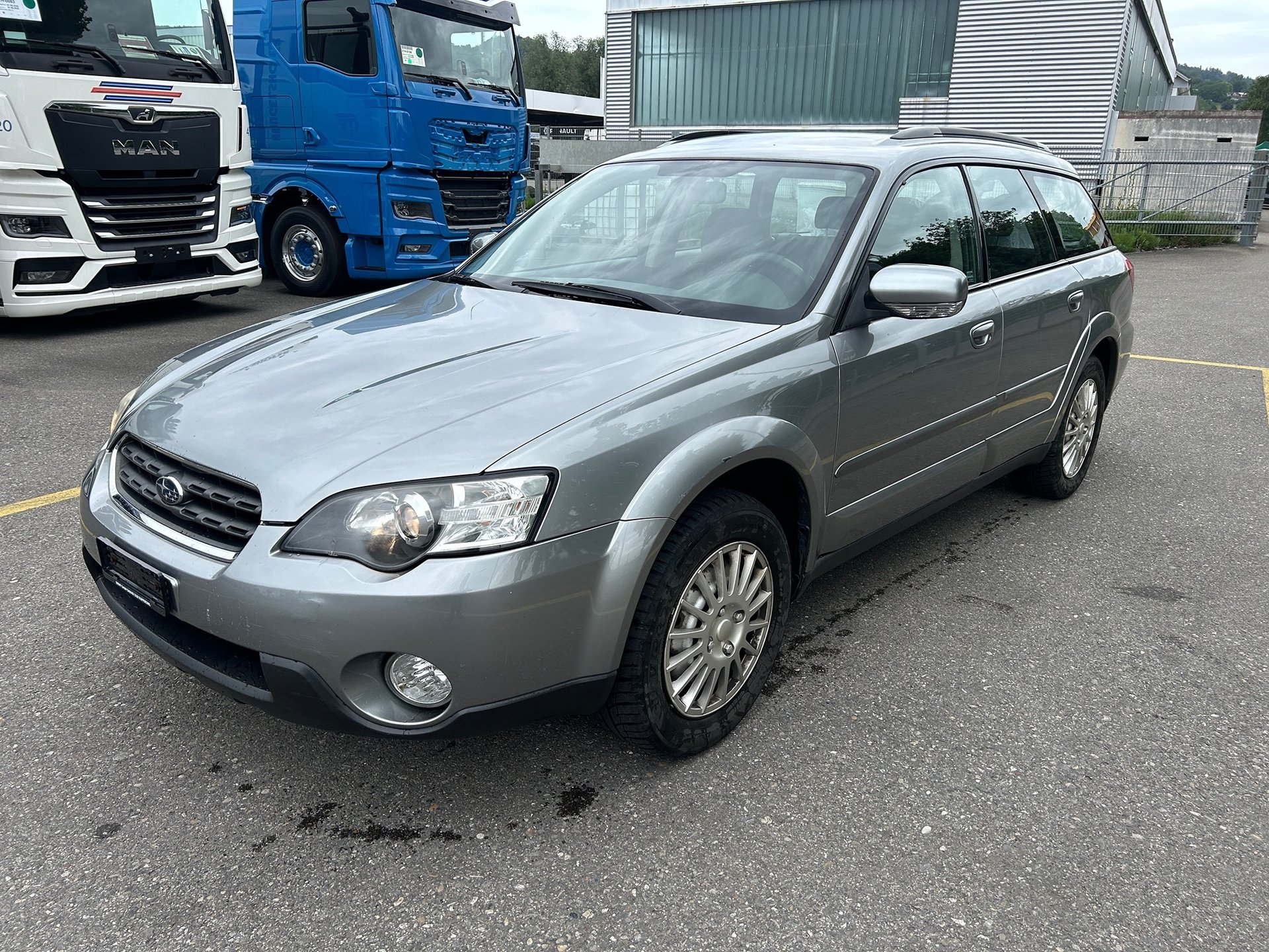 SUBARU Outback 2.5i AWD