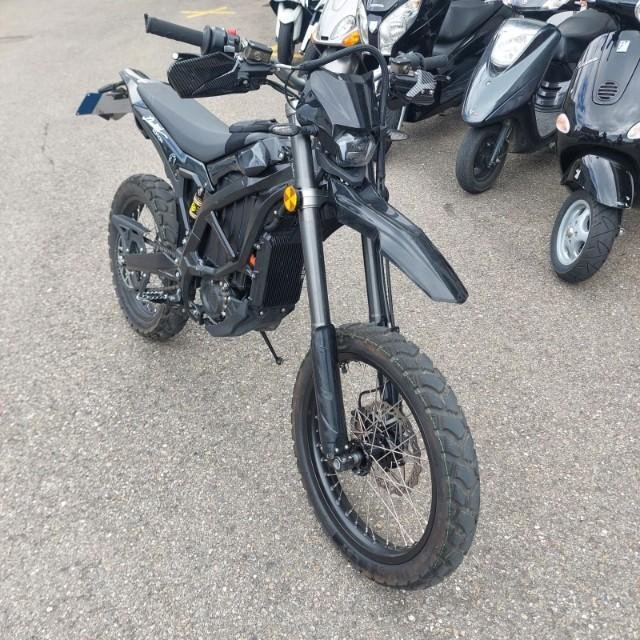 SUR-RON Ultra Bee R Black Yallow C 400
