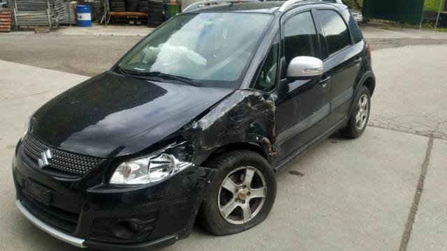 Suzuki  SX4  1.6 4WD, 120 HP