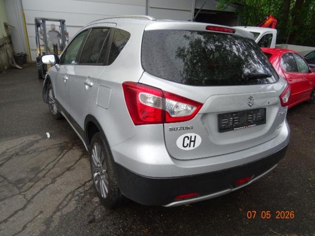 Suzuki SX4 S-Cross 1.6 16V Compact Top 4x4