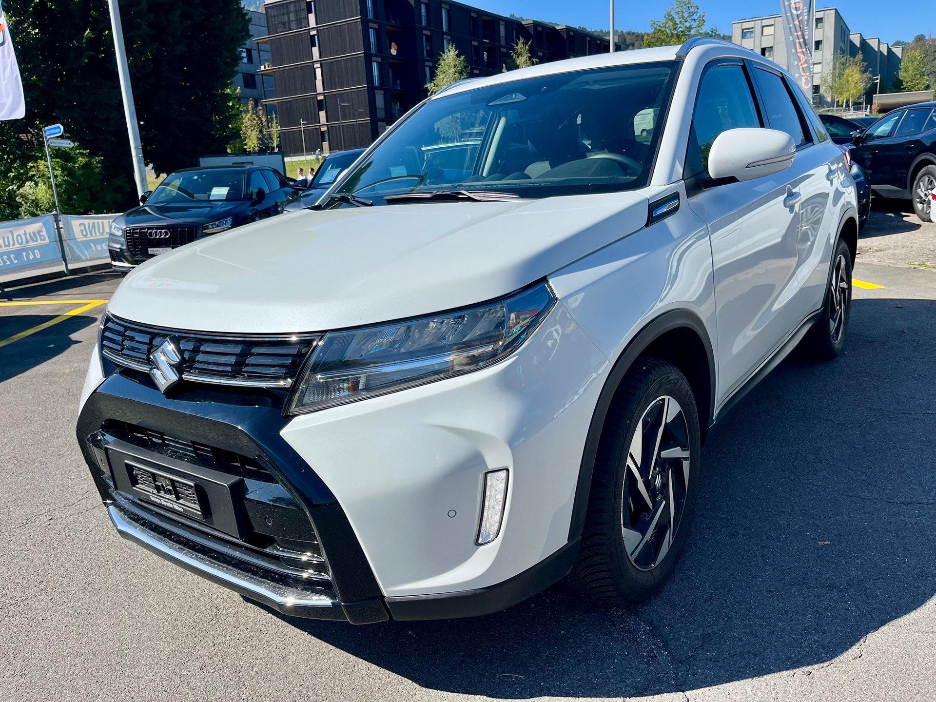 SUZUKI Vitara1.5 Compact Top Hybrid Swiss Edition 