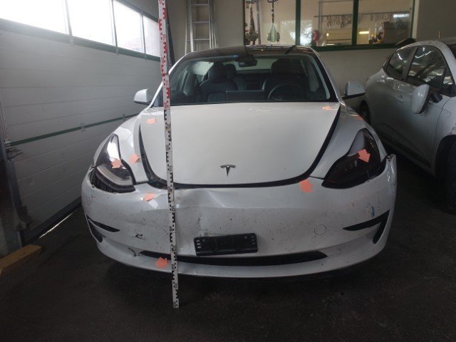 TESLA MODEL 3 Limousine