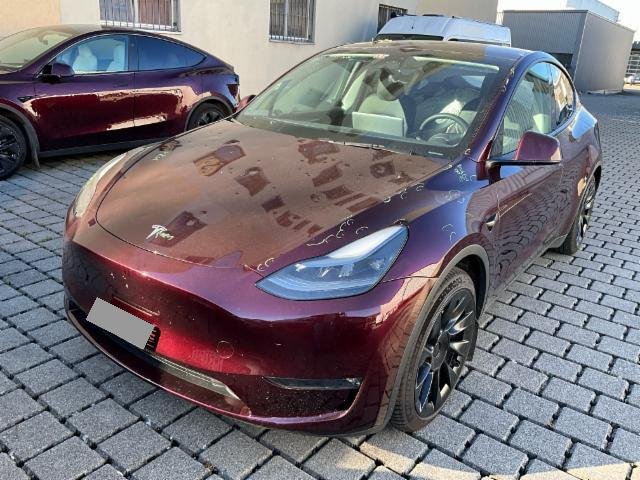 TESLA Model Y Long Range