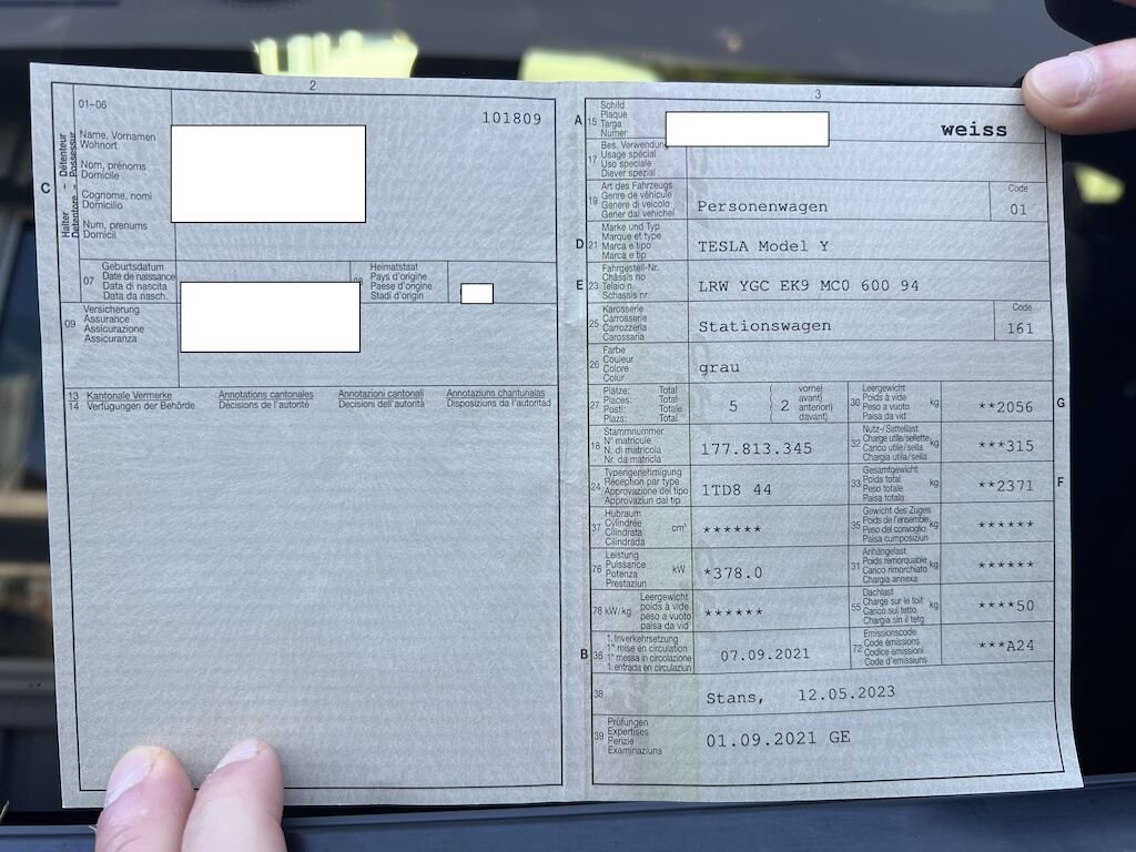 Tesla Model Y Long Range D