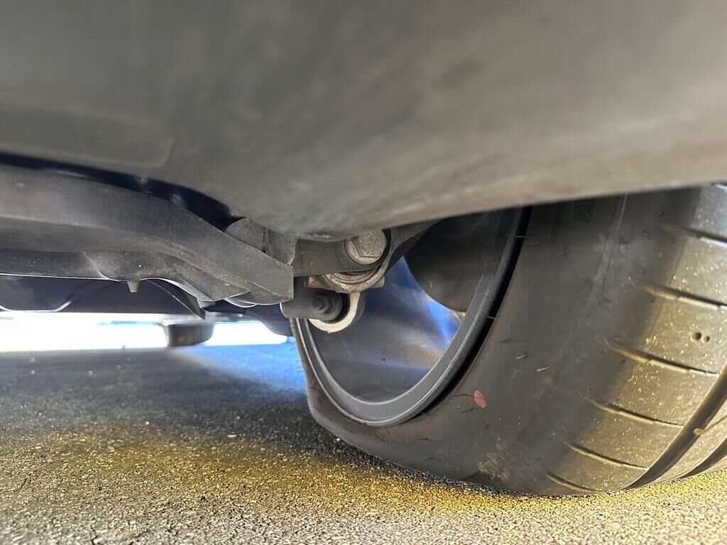 Tesla Model Y Long Range D