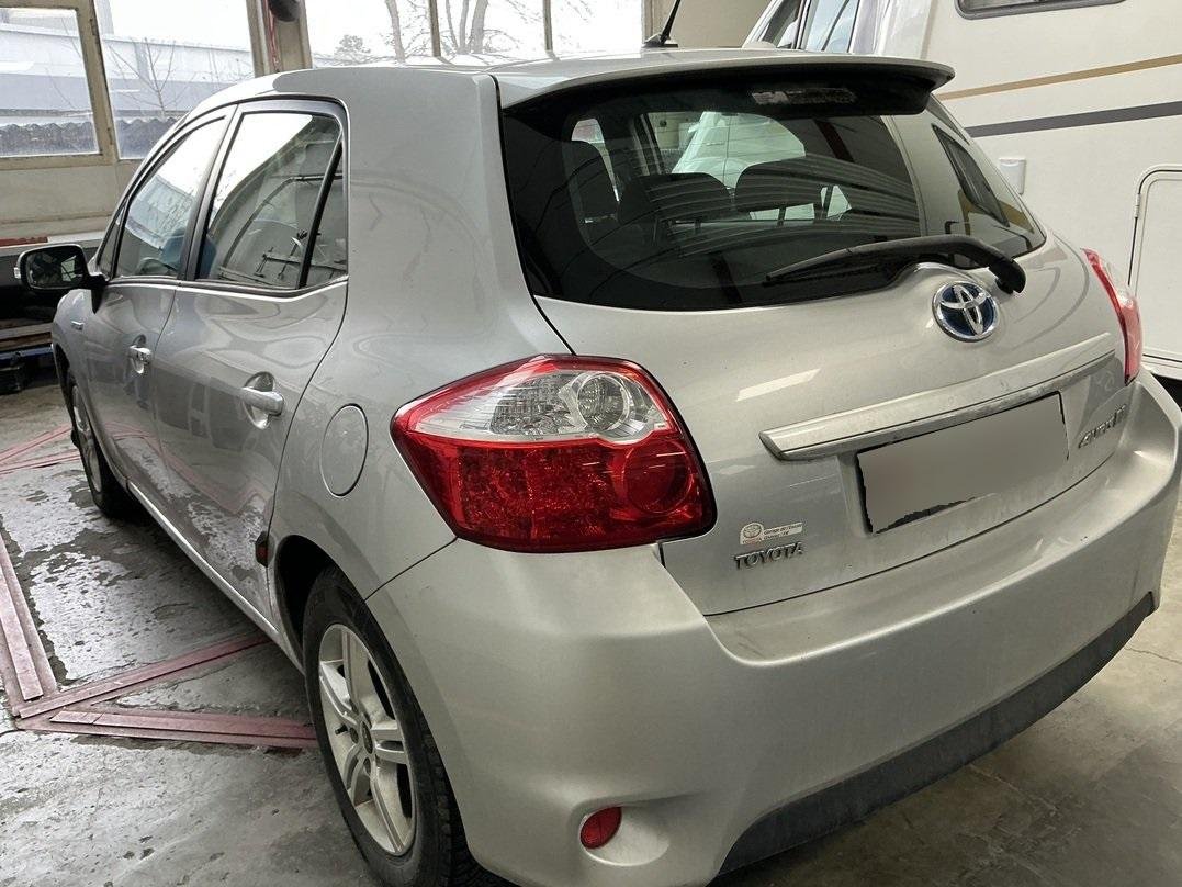 TOYOTA Auris 1.8 VVT-i HSD Sol, 99 HP