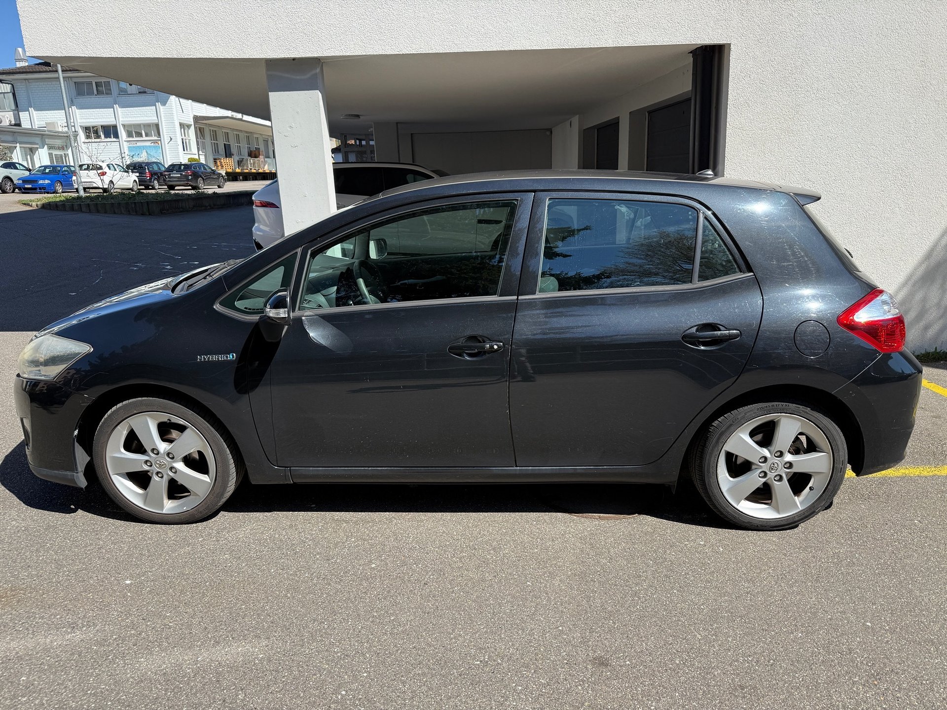 TOYOTA Auris HSD