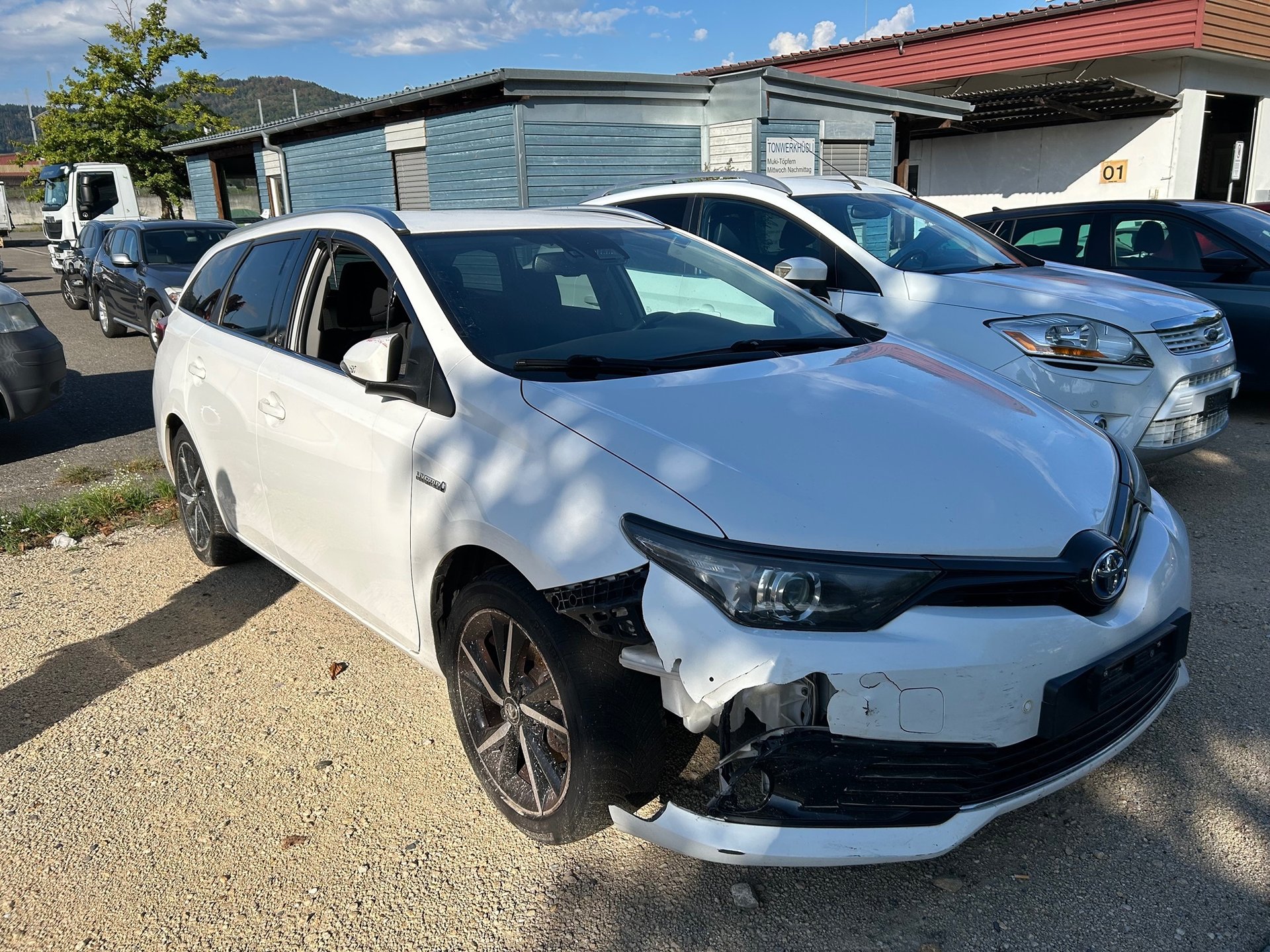 TOYOTA Auris HSD