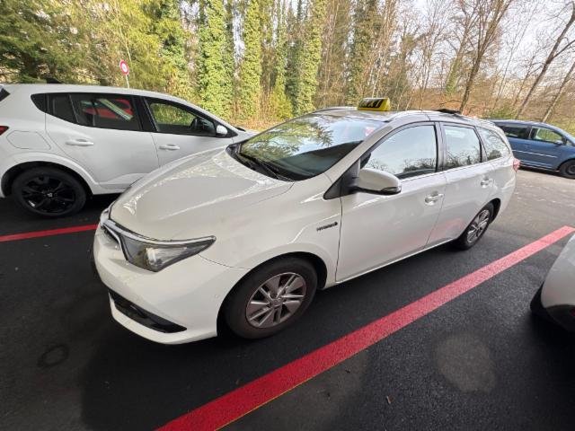 Toyota Auris Touring Sports 1.8 HSD Comfort