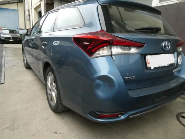 Toyota Auris Touring Sports (E18)(03.2013->) Hybrid Edition-S