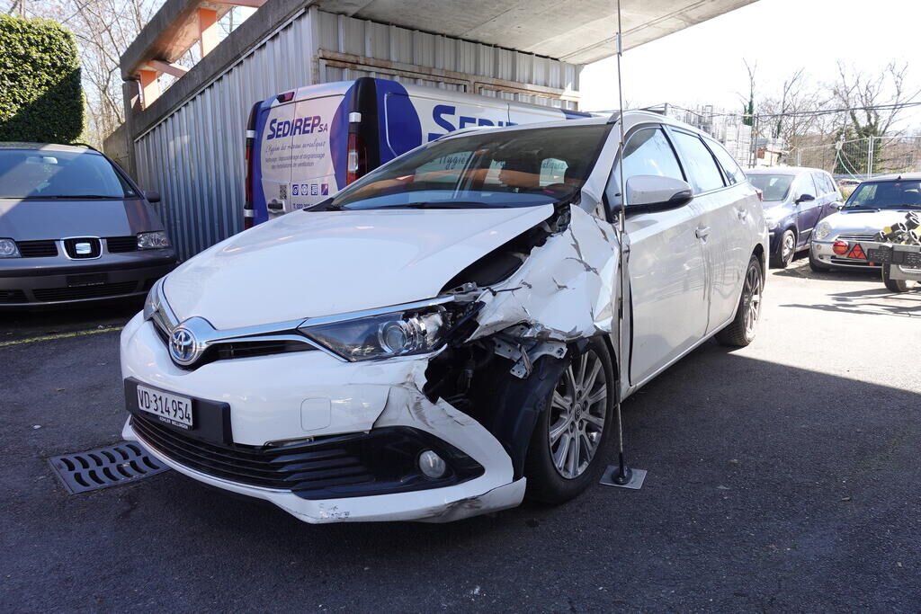 Toyota Auris Touring Sports HSD