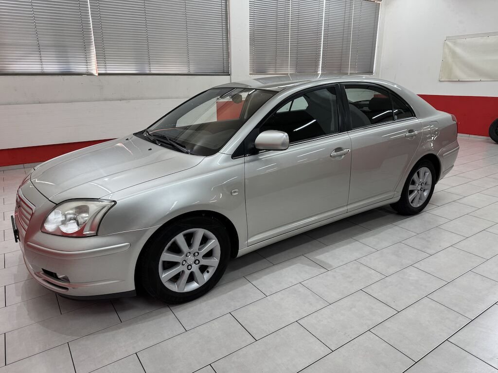 Toyota Avensis 2.0 Automat