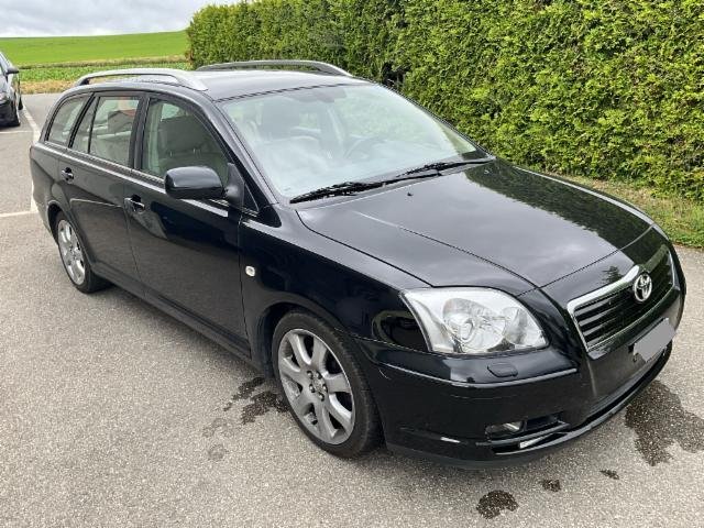 Toyota Avensis Sportswagon 2.4 D4 Linea Sol