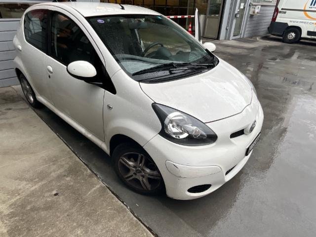 Toyota Aygo 1.0 VVT-i Linea Luna Cool MM