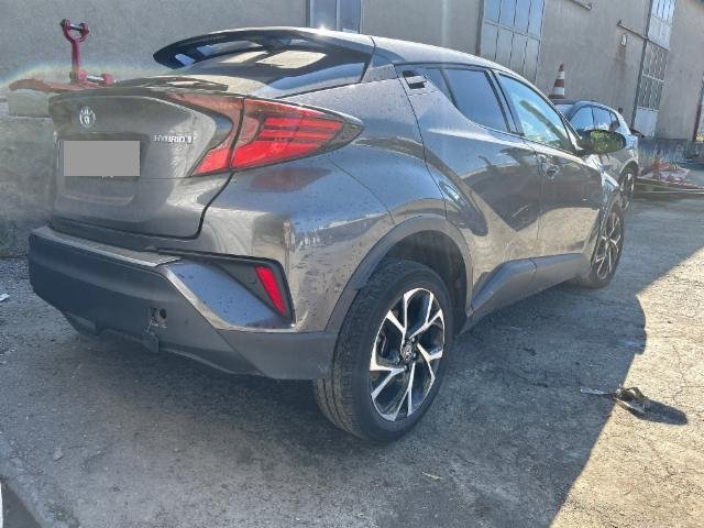 Toyota C-HR 1.8 VVTi HSD Trend
