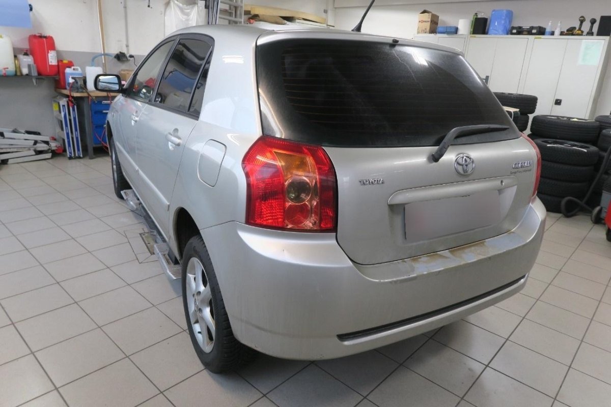 TOYOTA Corolla 1.6 Linea Sol, 110 HP