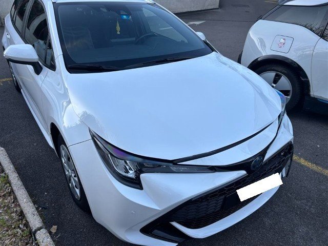 Toyota COROLLA TOURING SPORTS 1. Limousine