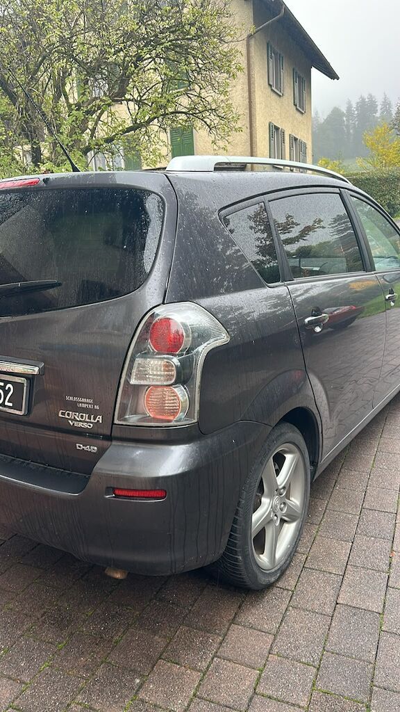 Toyota Corolla Verso 2.2