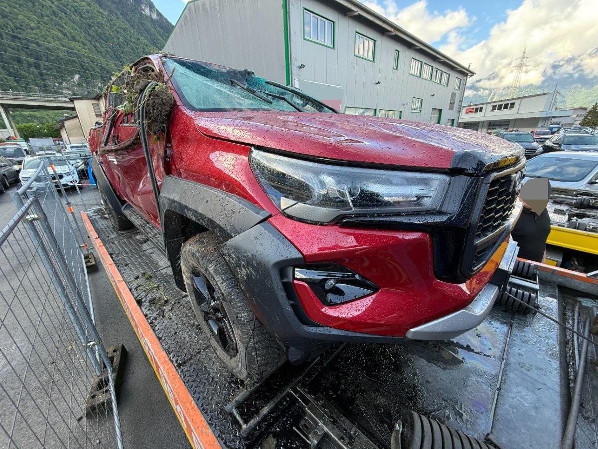 Toyota Hilux - N1  Hilux 2.8 D 4x4 2.8, 230 HP