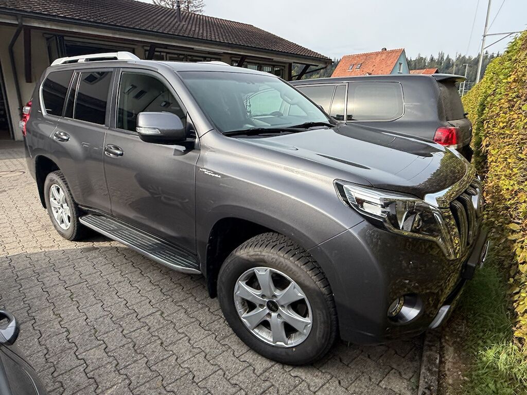 Toyota Land Cruiser 2.8 D-4D Sol 5-door Aut.