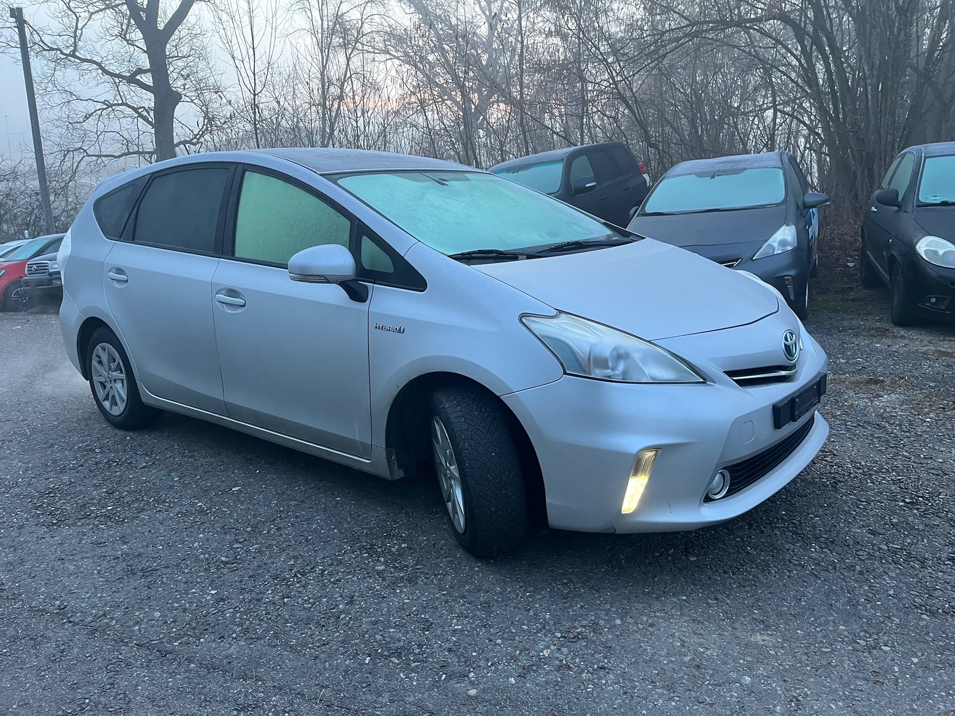 TOYOTA Prius+ Wagon
