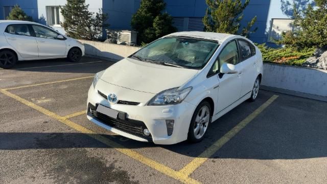 Toyota Prius (ZVW30)(2009->) Executive